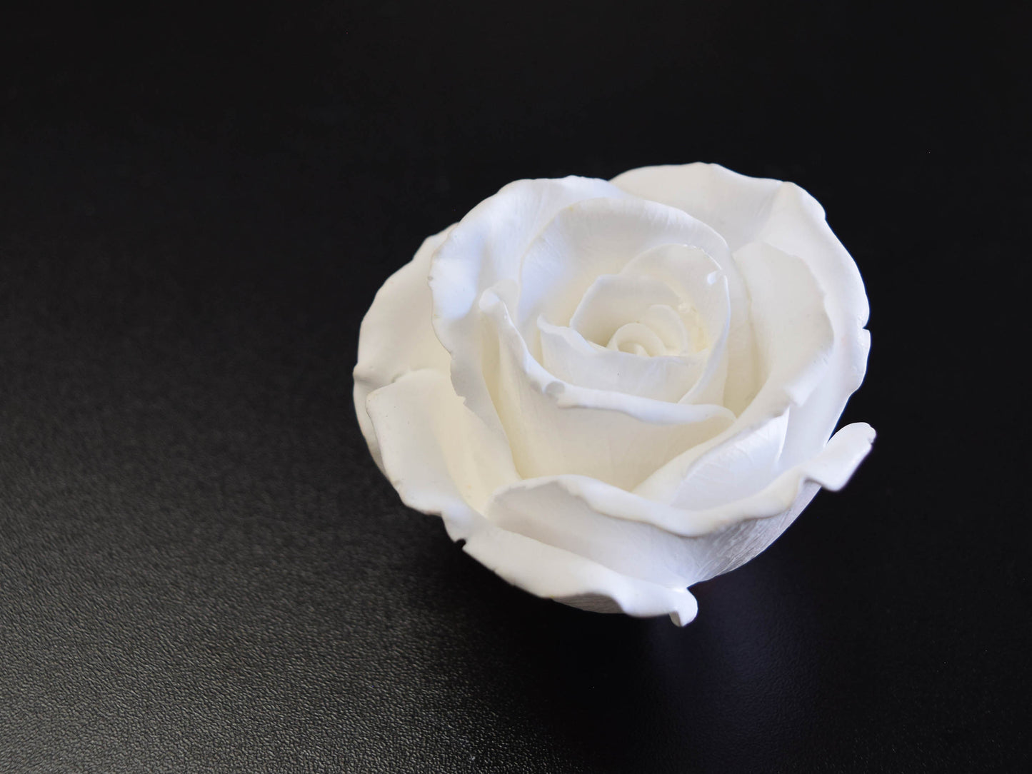 Holiday 3D Rose Plaster Fragrance Freshener Diffuser Exquisite Floral Aromatherapy Decoration Gift, Home Decoration, Car Freshener, Baby Shower